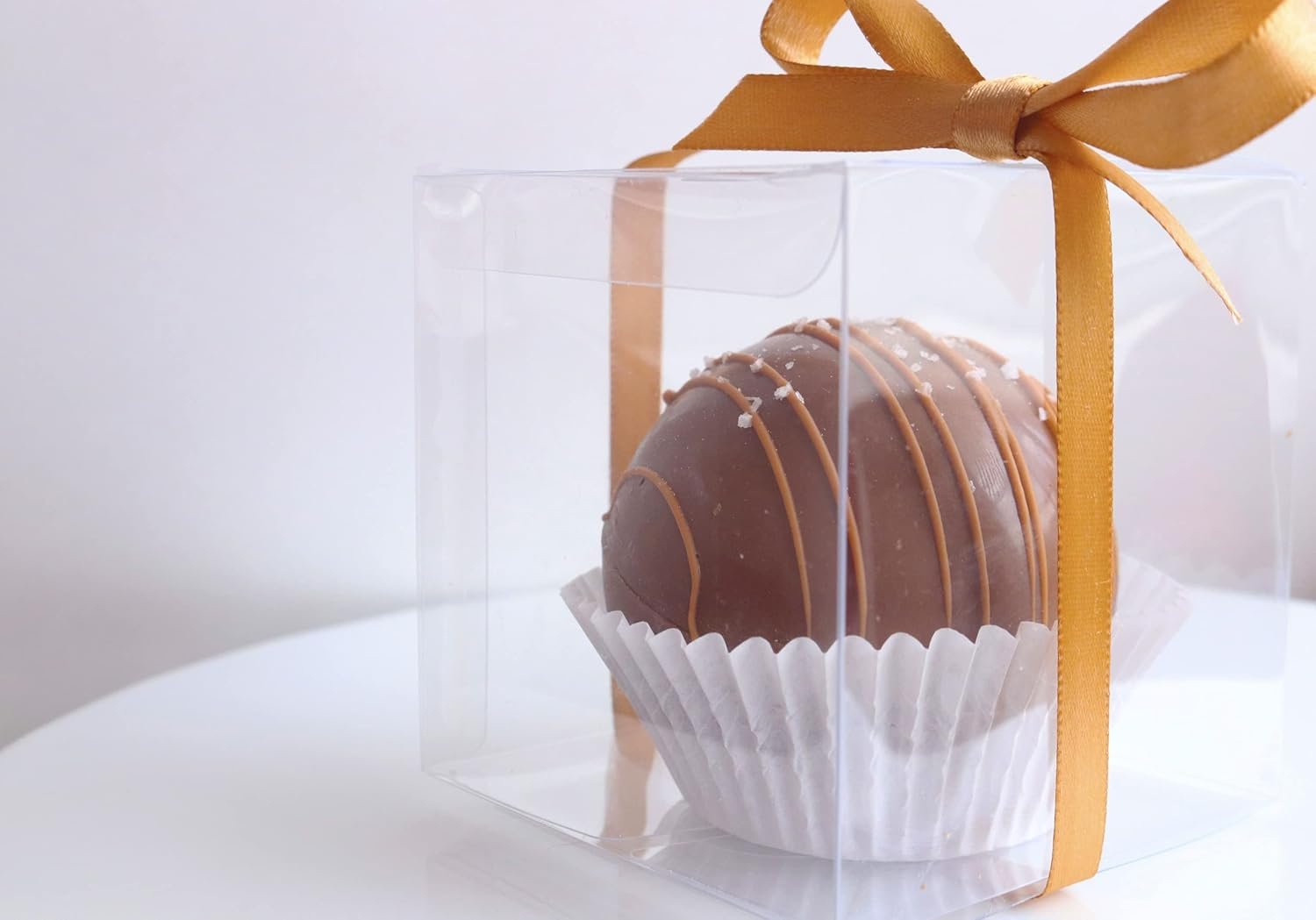 Fornitore Scatole Trasparenti per Bomboniere 30 Pezzi 4 x 4 x 4 Pollici Plastica per Matrimoni Compleanni Pasqua Festa della Mamma Festa del Papà con Logo Personalizzato Marchio Bianco