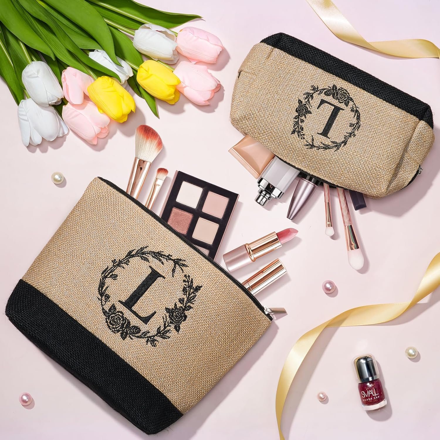Logo Personalizzato Borse Tote Donna in Iuta con Iniziali Borse Trucco Monogrammate Borsa Spiaggia con Cerniera dal Produttore Regali Festa della Mamma Compleanno per Mamma Figlia Sorella Nonna Insegnante Infermiera Marchio Bianco Logo Personalizzato Borse Tote Donna in Iuta con Iniziali Borse Trucco Monogrammate Borsa Spiaggia con Cerniera dal Produttore Regali Festa della Mamma Compleanno per Mamma Figlia Sorella Nonna Insegnante Infermiera Marchio Bianco