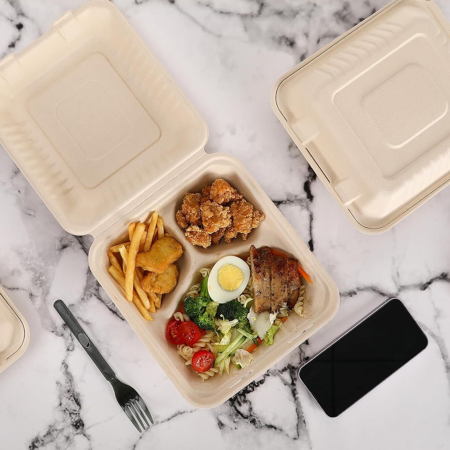 Fornitore Confezione da 100 Contenitori Pranzo da Asporto 3 Scomparti Compostabili 8x9 Pollici con Coperchio Clamshell con Logo Personalizzato Monouso Biodegradabili in Bagassa Senza PFAS Marroni Marchio Bianco