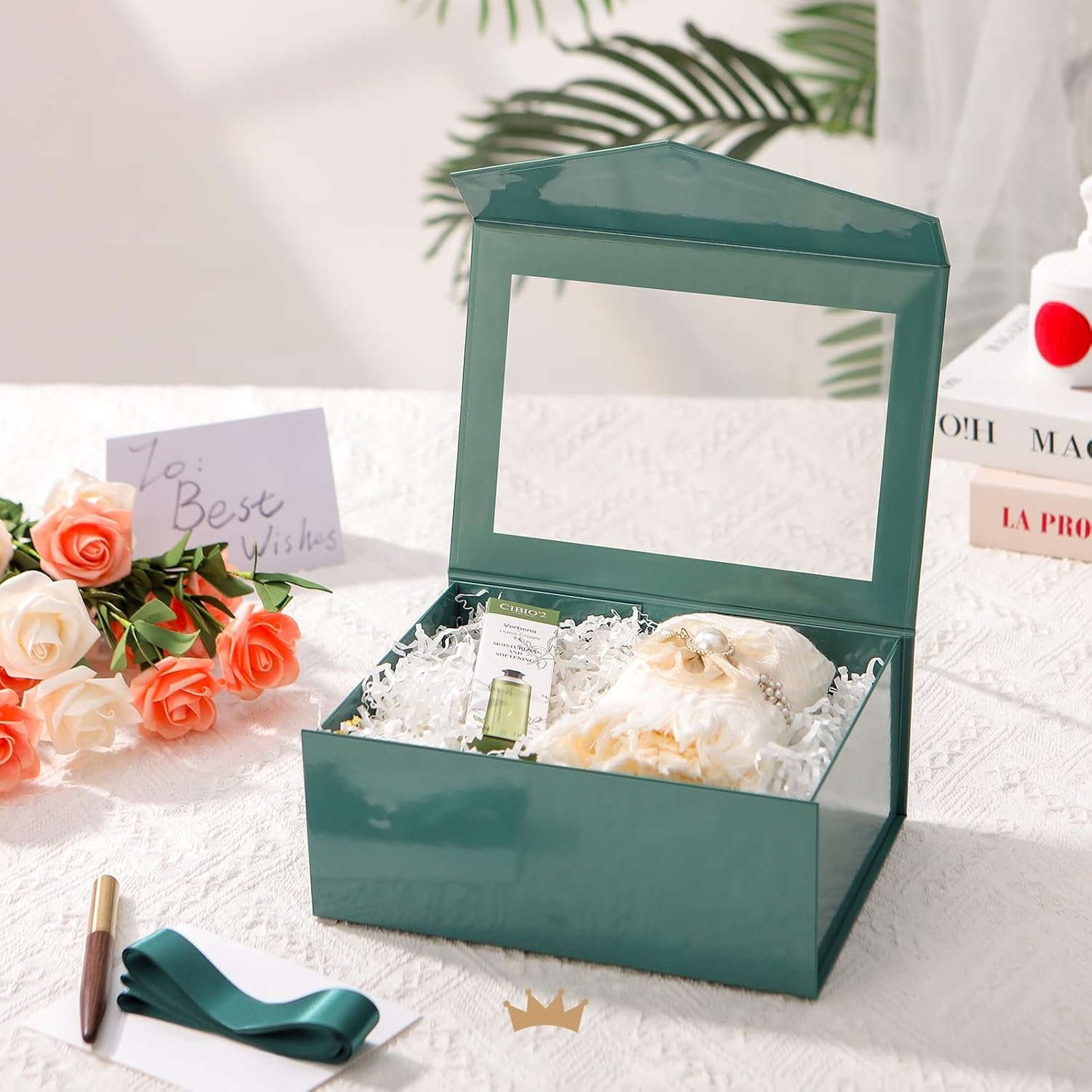 Marchio Bianco Scatola Regalo Verde con Finestra Trasparente 9x6.5x3.8 Pollici Coperchio Magnetico Logo Personalizzato Include Nastro Biglietto Proposta Testimone dal Fornitore