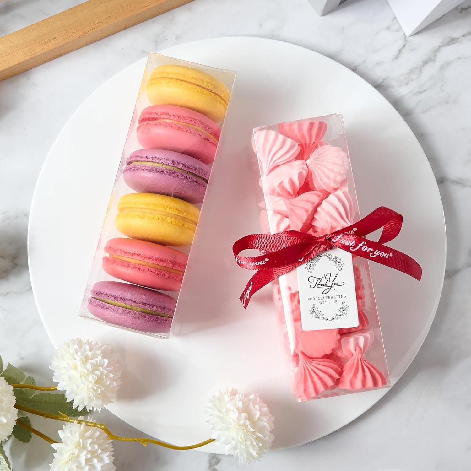 Marchio Bianco 30 Scatole Trasparenti per Confetti Macaron Dolci 2x2x6 Pollici Rettangolari Plastica per Matrimonio Baby Shower Compleanno Retail con Logo Personalizzato dal Produttore Marchio Bianco 30 Scatole Trasparenti per Confetti Macaron Dolci 2x2x6 Pollici Rettangolari Plastica per Matrimonio Baby Shower Compleanno Retail con Logo Personalizzato dal Produttore