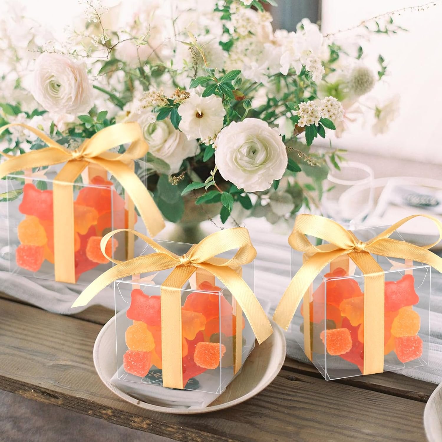 Logo Personalizzato 50 Pz Scatole Trasparenti 2x2x2 Pollici Plastica con Nastro Oro Marchio Bianco per Bomboniere Matrimonio Festa Baby Shower Natale Fornitore