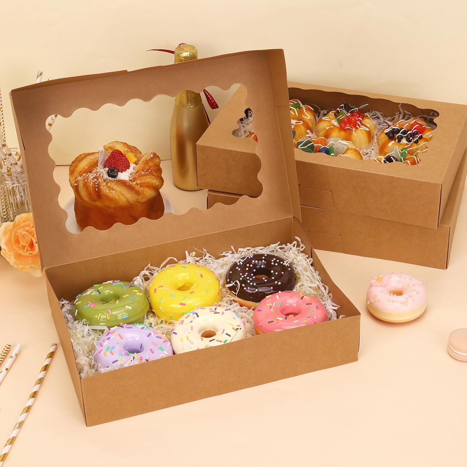 Logo Personalizzato 15pz Scatole Pop-Up per Pasticceria 12x8x2.5 Pollici con Finestra per Fragole Ricoperte di Cioccolato Donuts Pasticcini Marchio Bianco dal Produttore Marrone