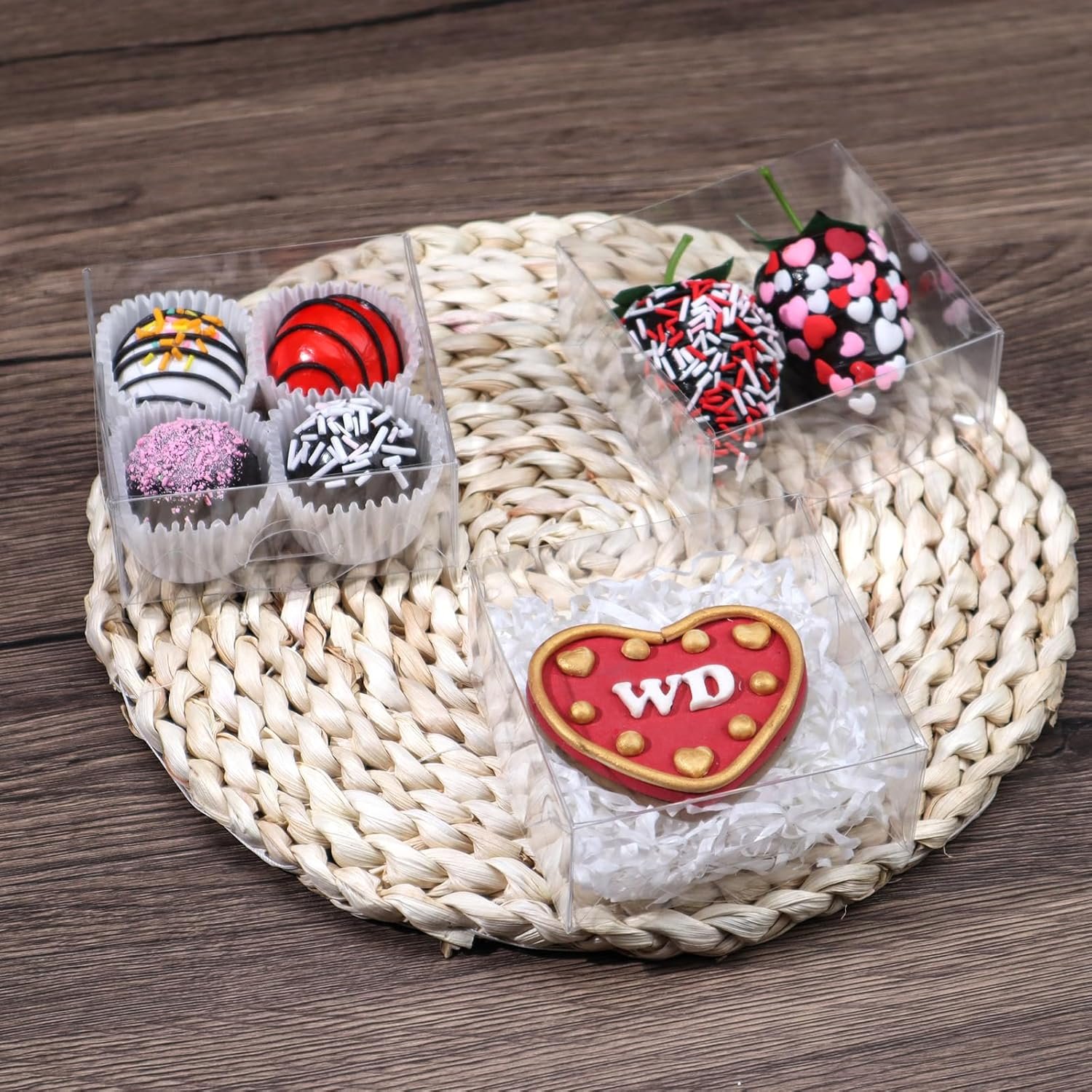 Logo Personalizzato Confezione da 50 Scatole Trasparenti per Tartufi di Cioccolato a Marchio Bianco (3¼x3¼x1½ Pollici) - Adatte per Biscotti Sapone Macaron dal Fornitore