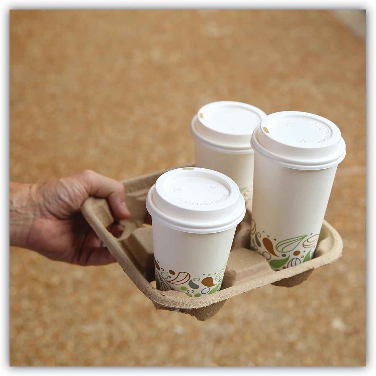 Marchio Bianco Vassoio Portatazza per 4 Bicchieri da 8-32 oz Carta Kraft con Logo Personalizzato dal Fornitore (300/Cartone) Marchio Bianco Vassoio Portatazza per 4 Bicchieri da 8-32 oz Carta Kraft con Logo Personalizzato dal Fornitore (300/Cartone)