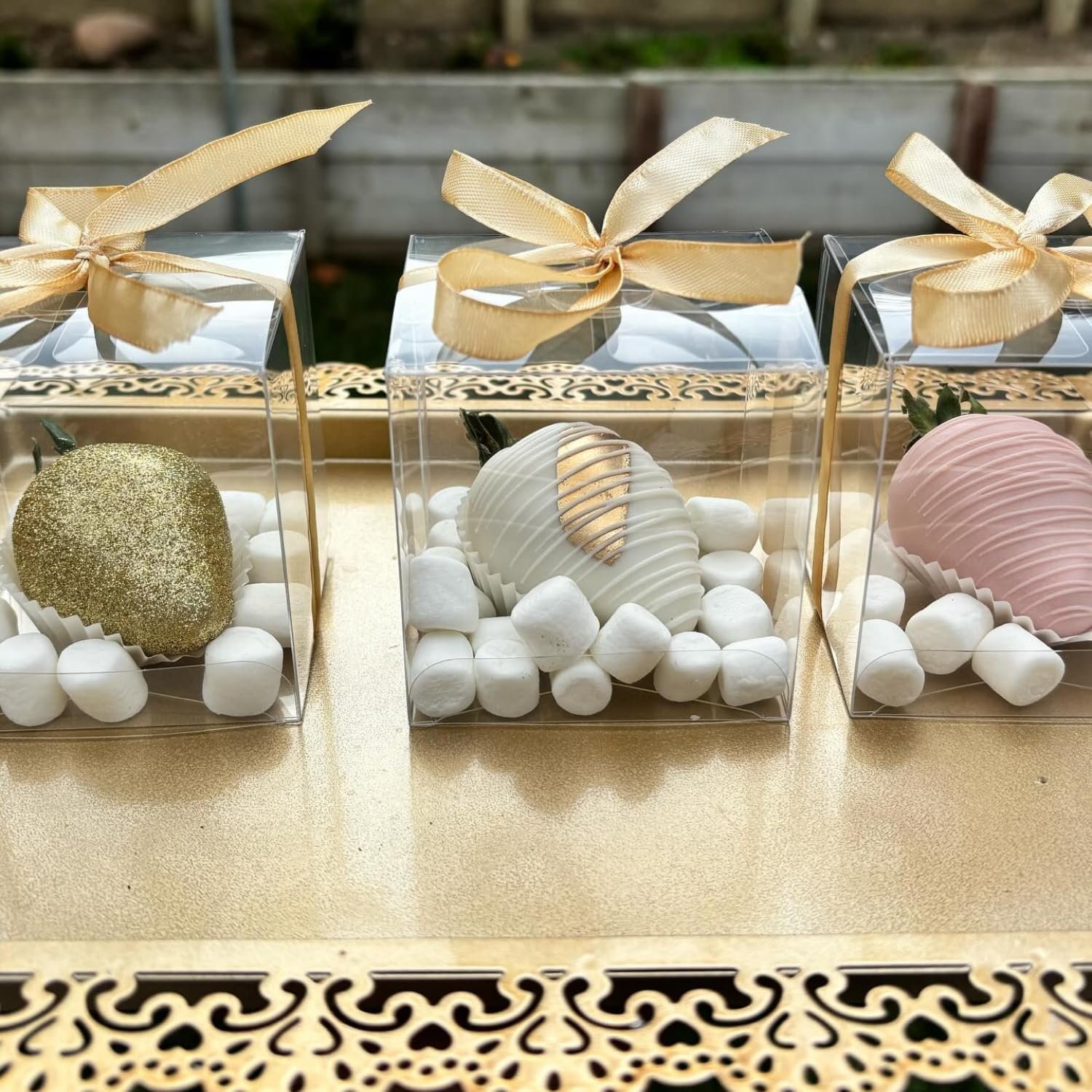 Logo Personalizzato 50 Pezzi Scatole Trasparenti 3x3x3 Pollici per Bombe Cioccolato Bomboniere Cupcake Compleanno Matrimonio con Marchio Bianco Fornitore