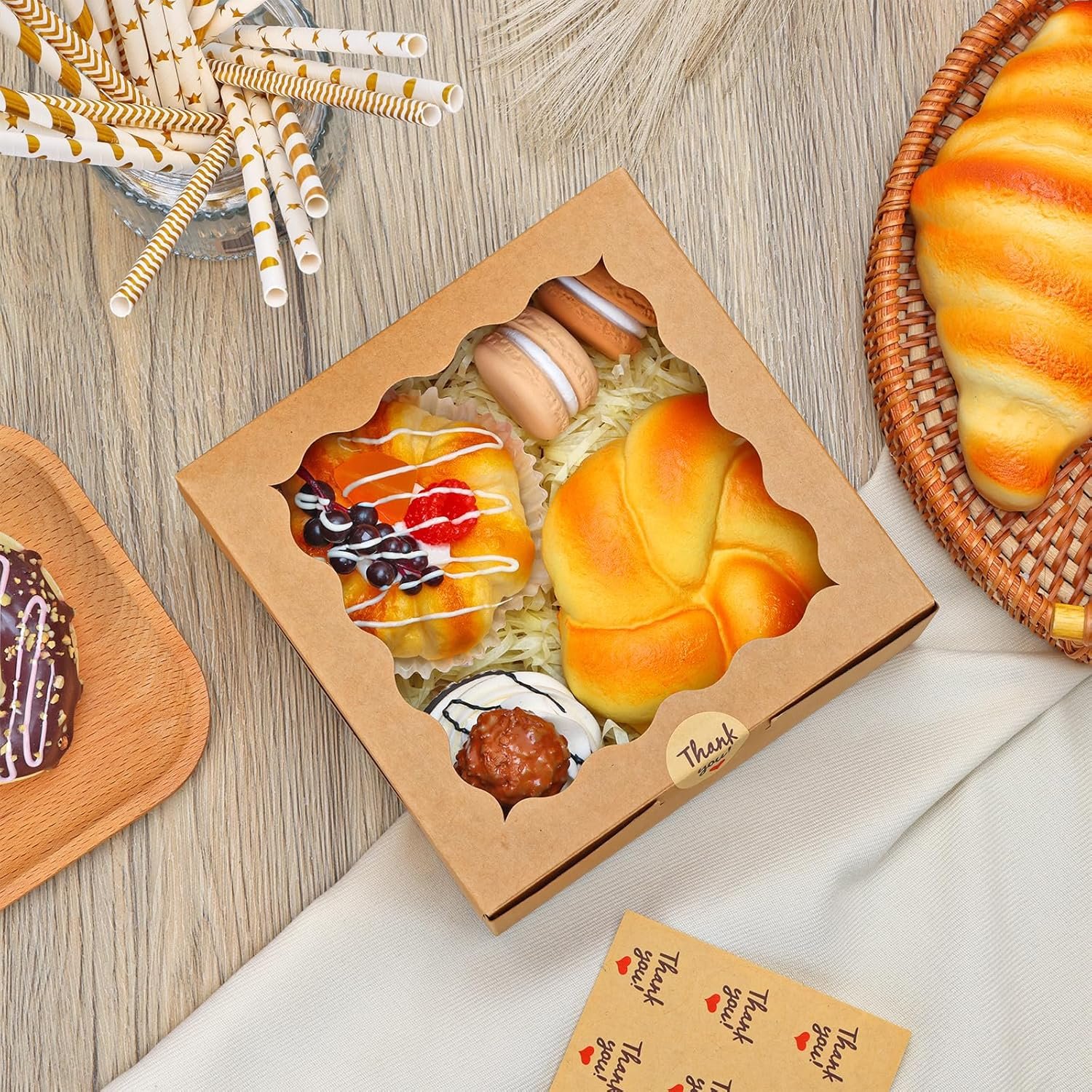 Logo Personalizzato Scatole per Biscotti con Finestra 15 pz 6x6x3in Marroni per Dolci Torte Ciambelle Pasticceria Marchio Bianco dal Fornitore