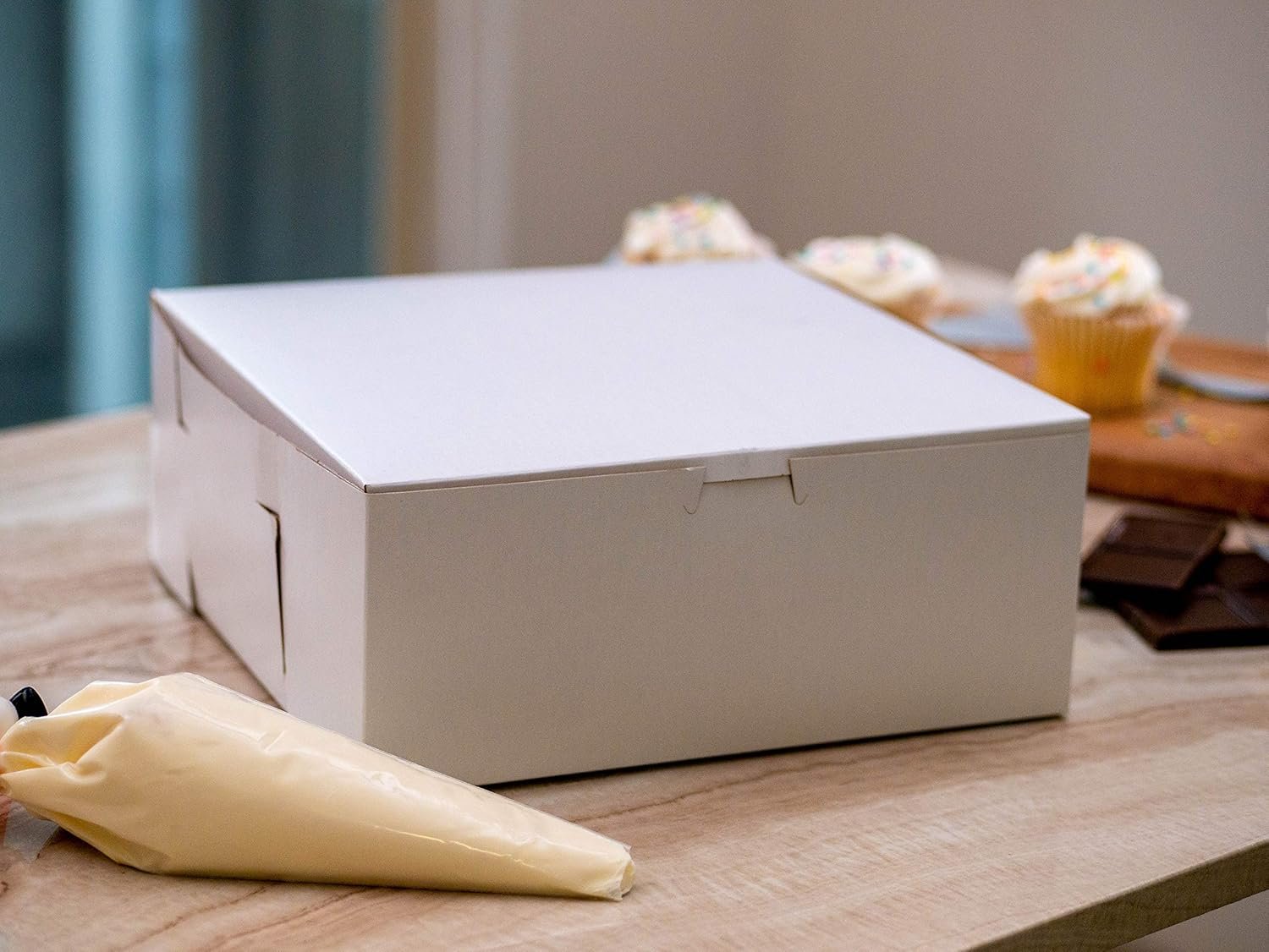 Logo Personalizzato Scatole Pasticceria Bianche Riciclabili Senza Finestra ad Angolo con Chiusura Professionali per Torte Biscotti Marchio Bianco 10