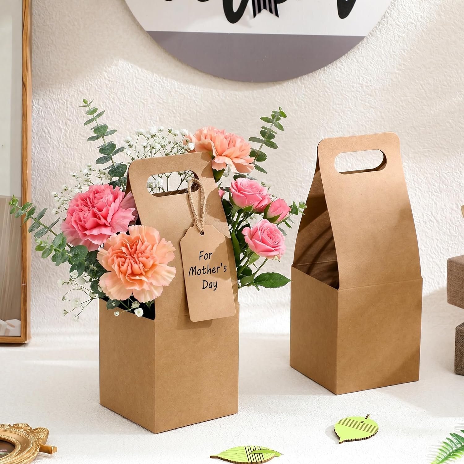 Marchio Bianco Confezione da 10 Portatazza Monouso con Maniglia in Cartone per Tazza Singola Caffè Tè Caldo o Freddo, Portabevande Portatile con Logo Personalizzato per Bouquet Fiori Consegne Cibo dal Produttore