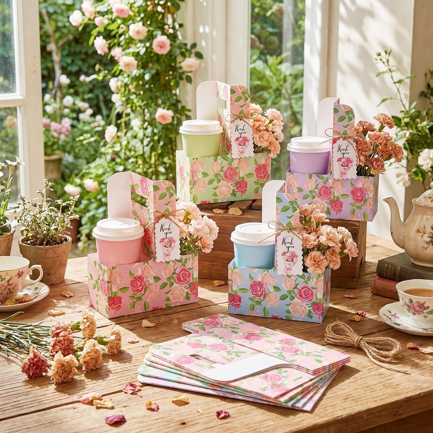 Produttore Confezione da 20 Portabevande per 2 Tazze con Manico Floreale Festa della Mamma con Biglietti e Corde Logo Personalizzato Cartone Usa e Getta Pieghevole per Bevande Calde Fredde Consegne Cibo Marchio Bianco