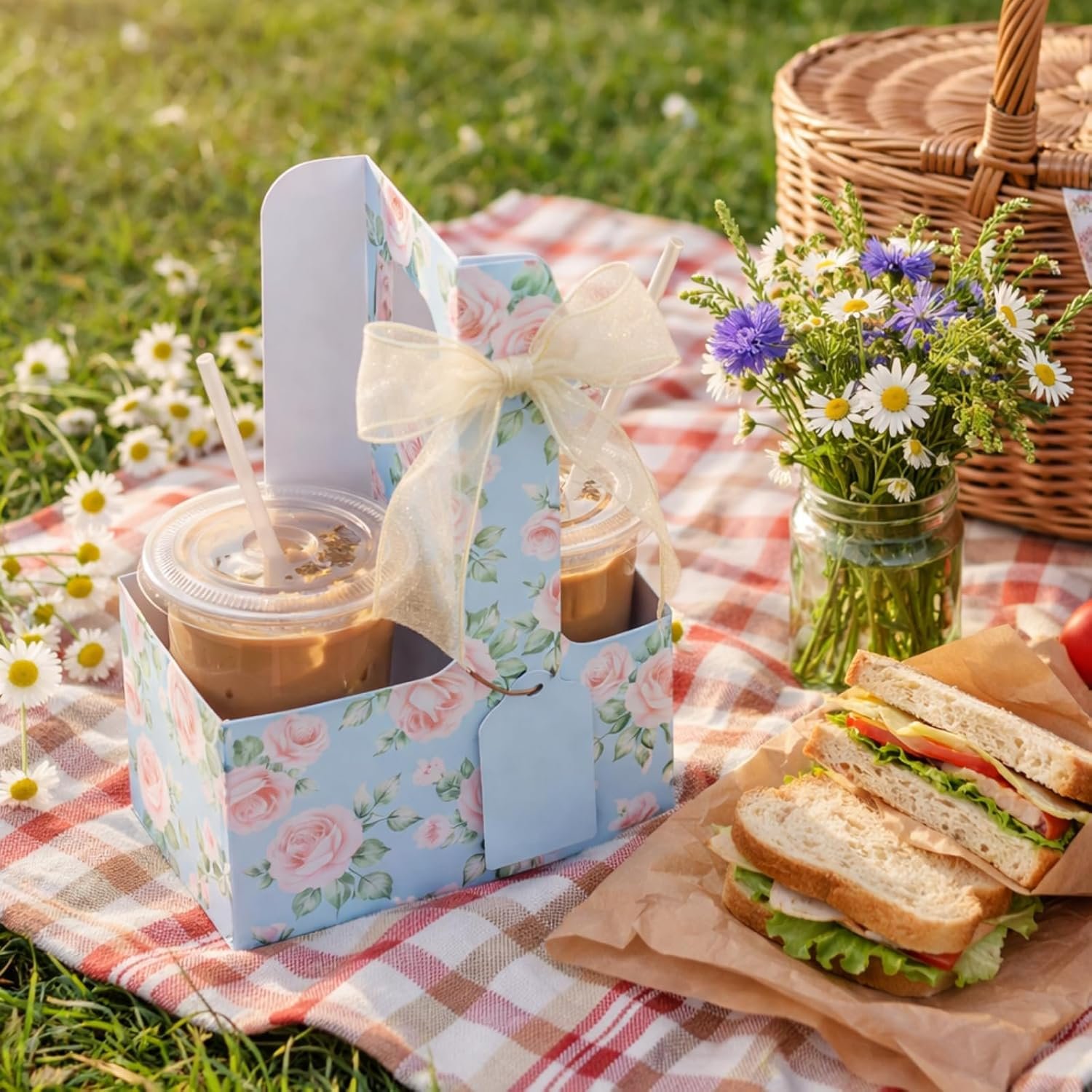 Fornitore Portacaffè Usa e Getta Floreali per 2 Tazze con Manico in Carta Confezione da 12 Portatili con Etichetta Regalo e Nastro con Logo Personalizzato Marchio Bianco per Festa della Mamma Regali Nozze Favore Festa