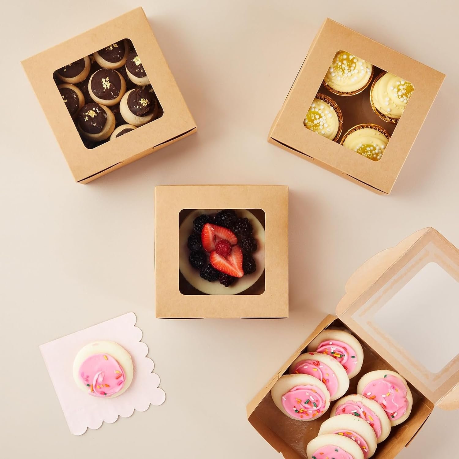 Marchio Bianco Scatole per Biscotti Cupcakes Muffins con Finestra Logo Personalizzato 50 pz 6x6x2.5 in Cartoncino Marrone Fornitore