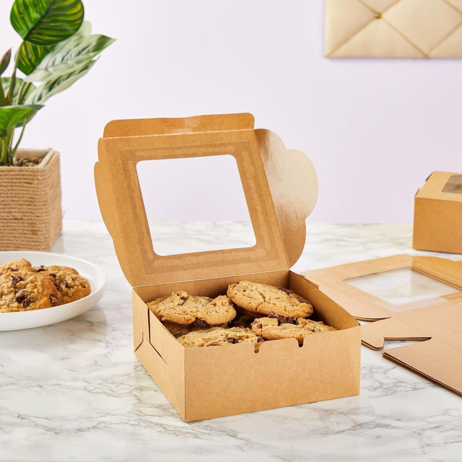 Marchio Bianco Scatole per Biscotti Cupcakes Muffins con Finestra Logo Personalizzato 50 pz 6x6x2.5 in Cartoncino Marrone Fornitore