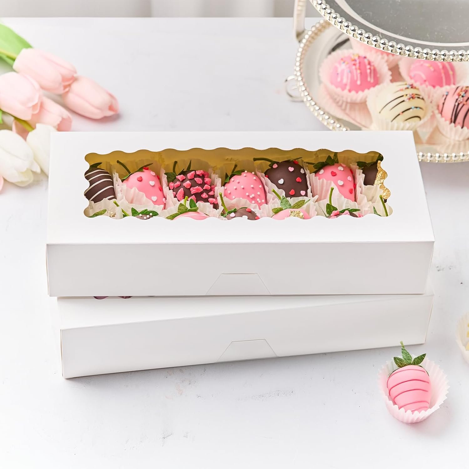 Logo Personalizzato Scatole per Biscotti con Finestra 20 Pezzi 12.5 x 5.5 x 2.5 Pollici Auto-Popup Pasticceria per Fragole Ricoperte di Cioccolato Bombe Cacao Caldo Paste Ciambelle Muffin Marchio Bianco dal Produttore