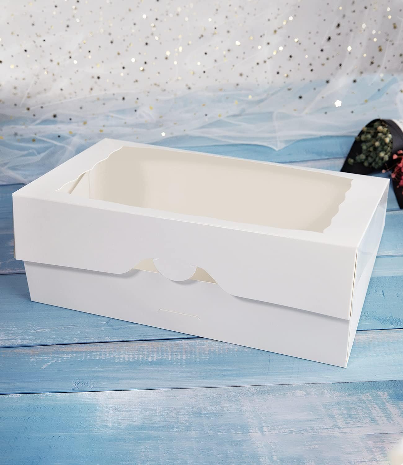 Marchio Bianco Scatole Pasticceria Bianche 12x8x2.5 Pollici Confezione 15 con Finestra per Ciambelle Muffins Donuts - Logo Personalizzato Auto-Pop Up Carta per Cioccolato Fragole Dolcetti dal Fornitore