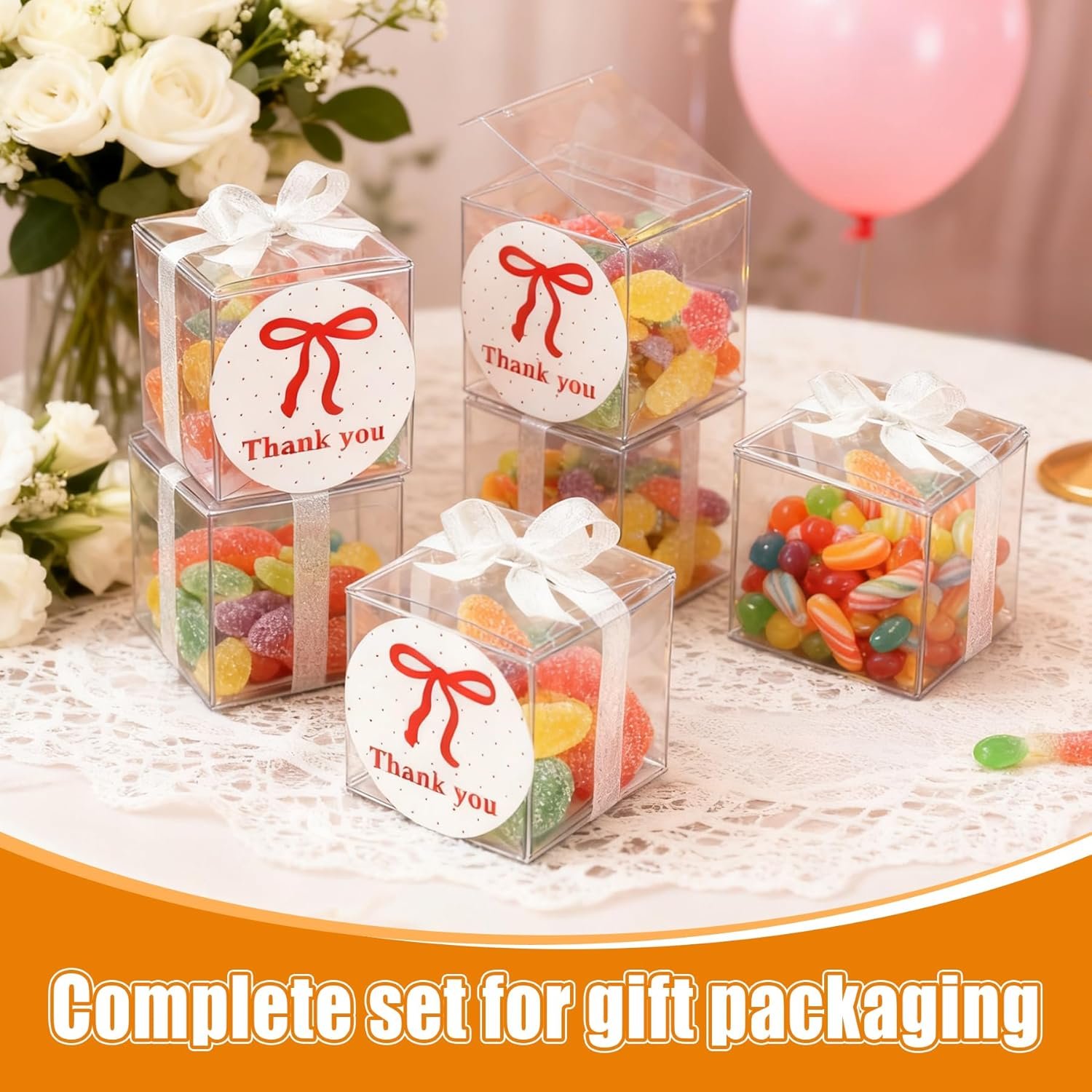 Marchio Bianco - Confezione da 50 Scatoline Trasparenti 2x2x2 con Fiocchi e Adesivi Grazie, Logo Personalizzato per Macarons Dolci Caramelle, Fornitore Bomboniere Matrimonio Baby Shower Compleanno
