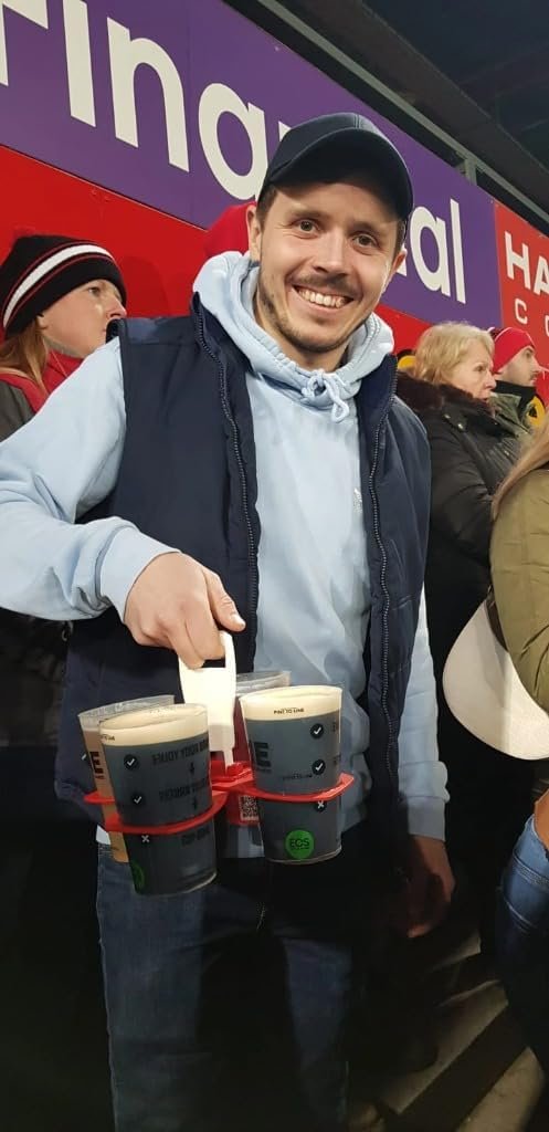 Logo Personalizzato Portatazza Pieghevole Nero per 2,3,4 Tazze Caffè da Asporto Bibite Pinta Birra Bevande Calde - Marchio Bianco Formato Tascabile Riutilizzabile Robusto per Festival Sport Concerti - Fornitore Logo Personalizzato Portatazza Pieghevole Nero per 2,3,4 Tazze Caffè da Asporto Bibite Pinta Birra Bevande Calde - Marchio Bianco Formato Tascabile Riutilizzabile Robusto per Festival Sport Concerti - Fornitore